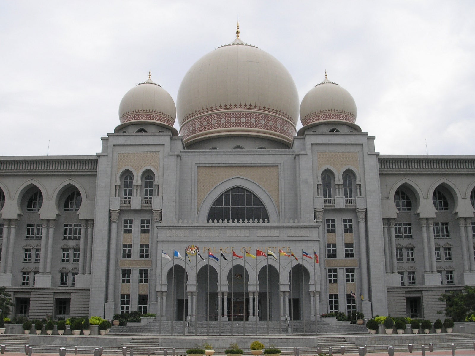 Palace of Justice Putrajaya Dec 2006 002