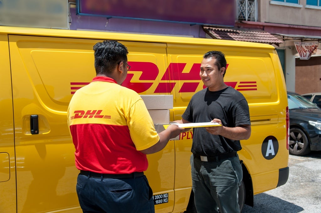 dhl ecommerce malaysia delivery 01