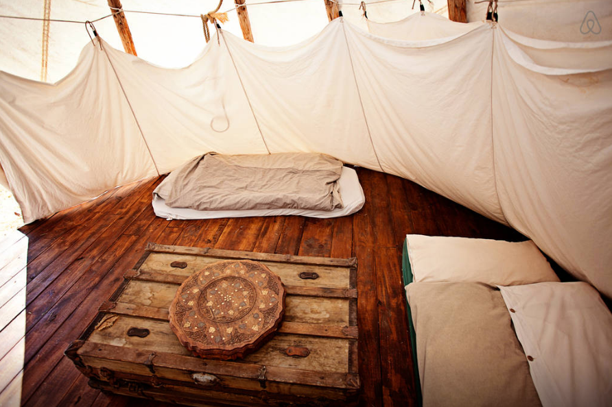 tipi room