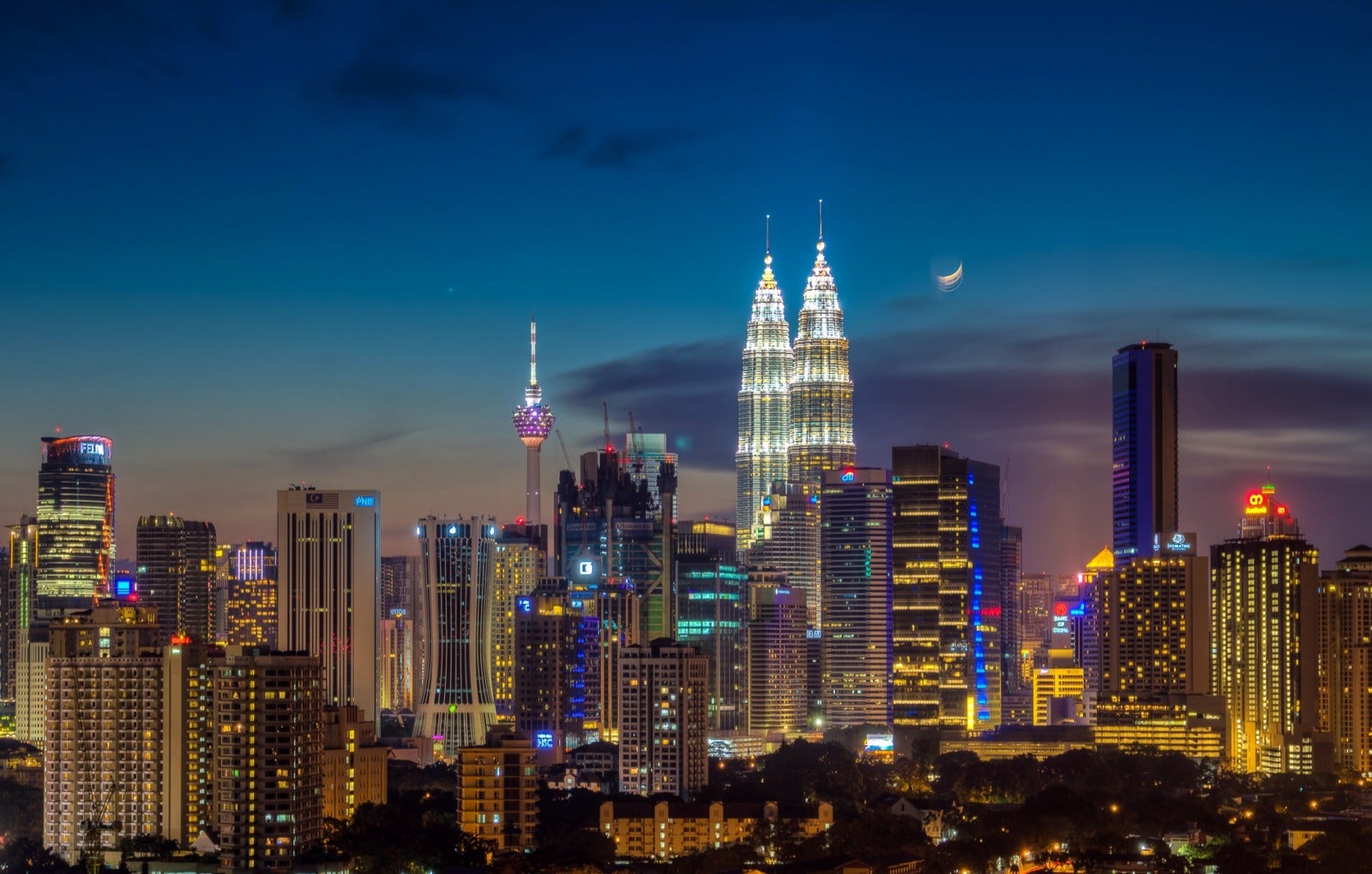 The New Kl Logo Costs Rm15,000 But Malaysians Could Make It For Free Instead - World Of Buzz
