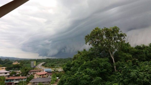 Malaysians Shocked to See Hurricane-looking Clouds Overhead - World Of Buzz 3