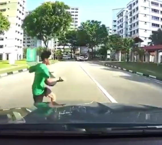 Driver Naturally Blamed After Hitting A Kid That Dashed Across The Road - World Of Buzz 9