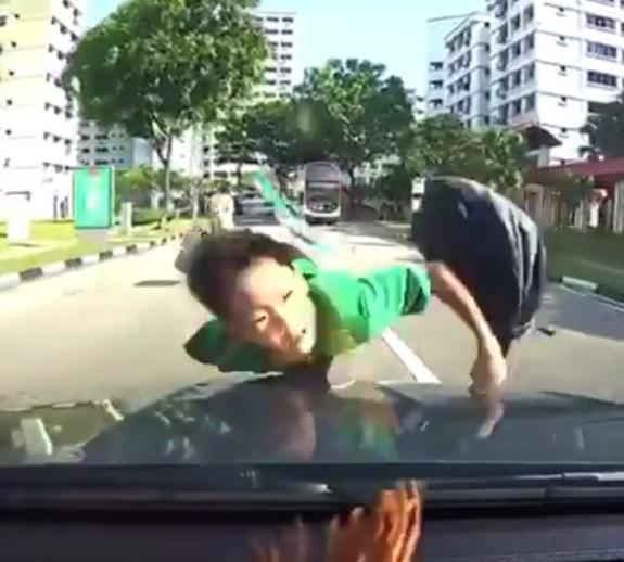Driver Naturally Blamed After Hitting A Kid That Dashed Across The Road - World Of Buzz 10