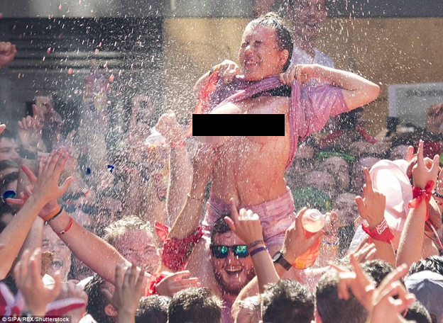 Internet Outraged As Women Flash Breasts During Spanish Festival - World Of Buzz 5