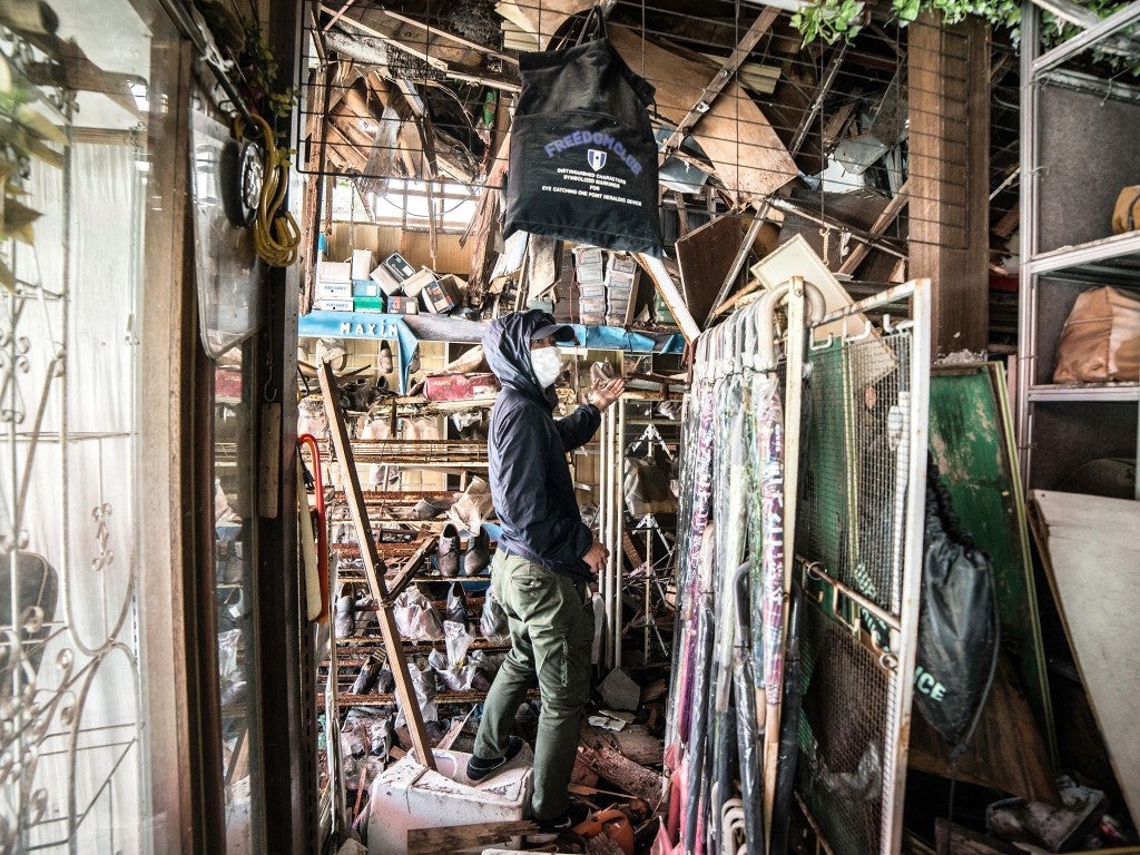 Malaysian Sneaks into Fukushima Exclusion Zone And Captures The Eerie Ghost Town - World Of Buzz 12
