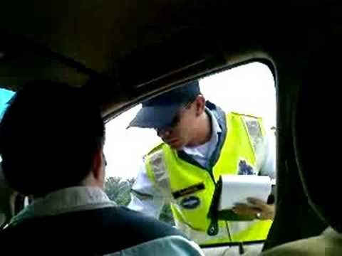 Man Gives Police Rm50 To Bribe But Now He’s Regretting It - World Of Buzz 2