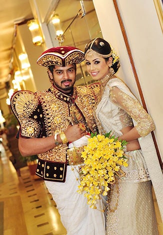 Wedding Outfits In Different Countries In Asia - World Of Buzz 2