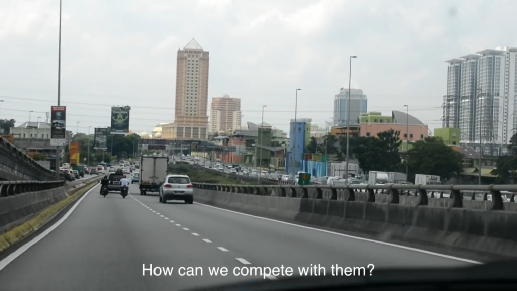 An Insight of how Grab and Taxi drivers feel about the "Competition" - World Of Buzz 13