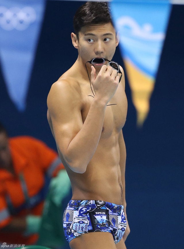 Ladies Everywhere Are Going Crazy Over Hunky Chinese Swimmer Ning Zetao World Of Buzz