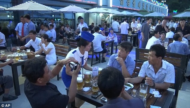 North Korea Bottoms Up To First Ever Beer Festival - World Of Buzz 3