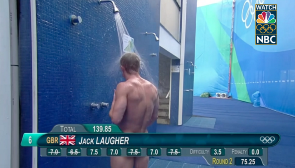 Olympic Divers Got Accidentally Censored, Makes You Wonder If They're Wearing Any Pants - World Of Buzz 15