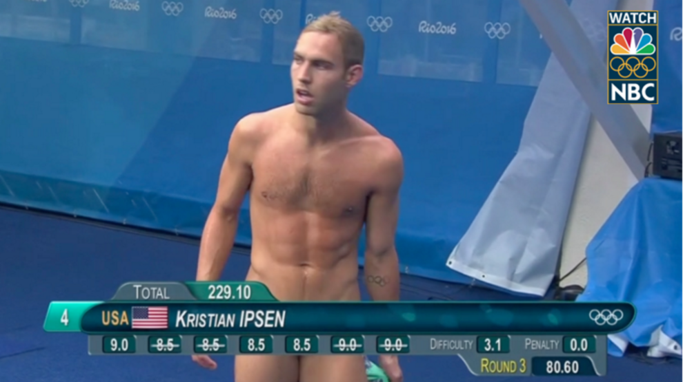 Olympic Divers Got Accidentally Censored, Makes You Wonder If They're Wearing Any Pants - World Of Buzz 2