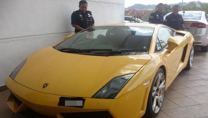 Stolen Lamborghini Near Rawang Toll Did Not Belong To 'Owner' In The First Place - World Of Buzz