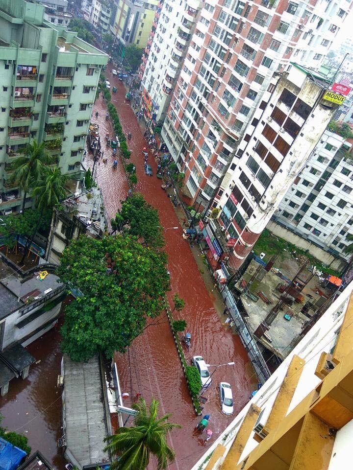 Disgusting River Of Blood Flows Through Dhaka Streets - World Of Buzz