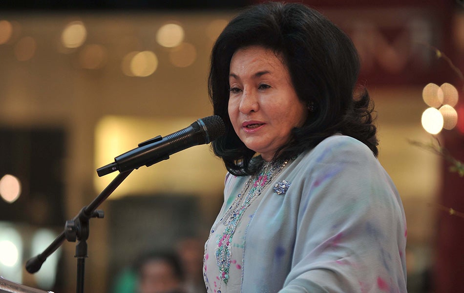 National Embarrassment: Korean Tv Station Broadcasted Rosmah Using The Public's Money For Shopping - World Of Buzz
