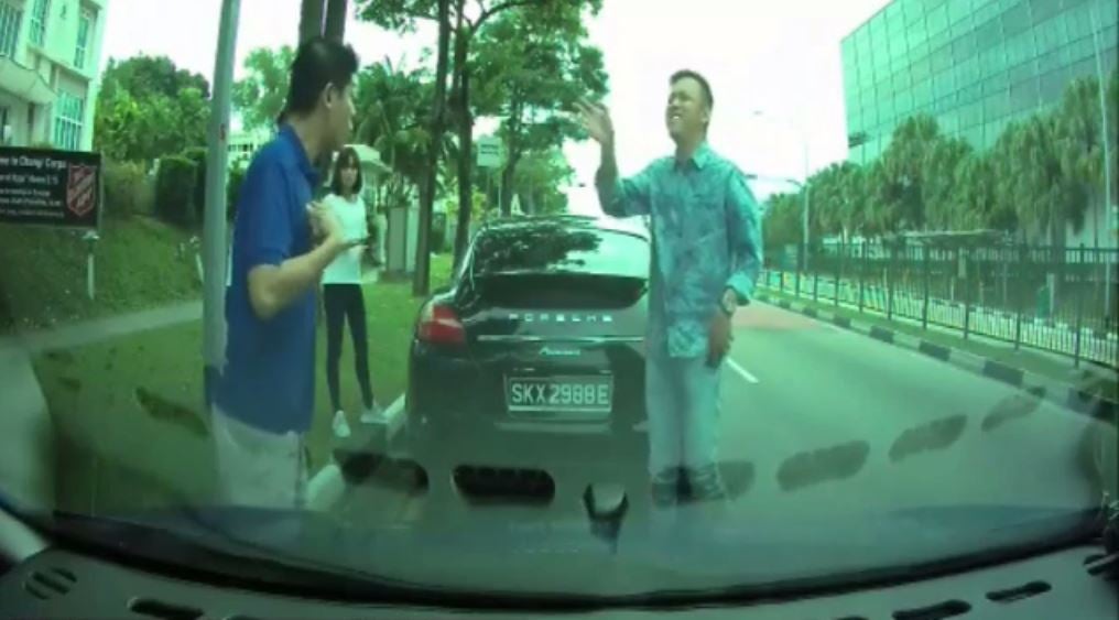 Porsche Driver In The Wrong But Still Dared To Blame The Innocent Driver - World Of Buzz 2