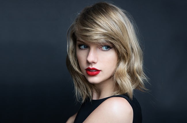 Taylor Swift compared to doppelganger Satanic leader Zeena Schreck - World Of Buzz 2