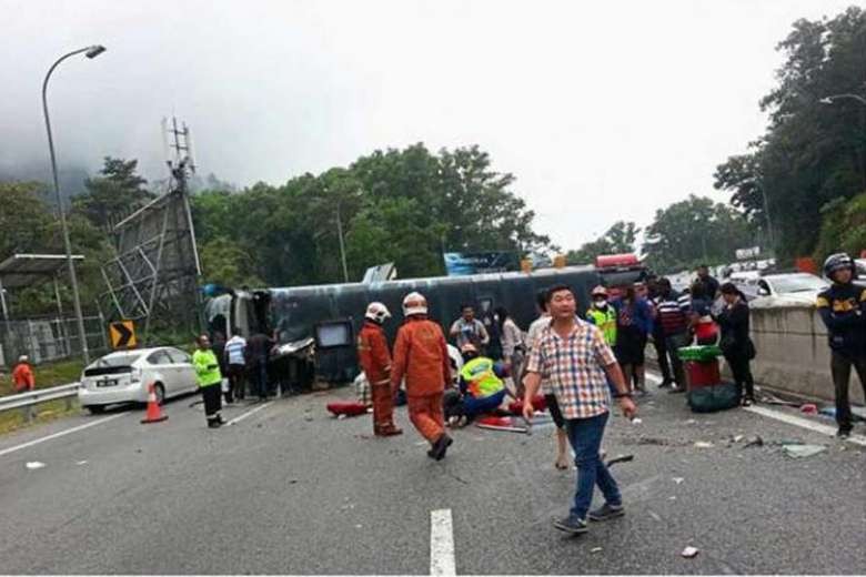 They Were Bus Crash Victims In Genting But That Didn't Stop Passerby's From Stealing Their Valuables - World Of Buzz 2