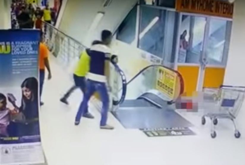 3 Year Old Girl Falls 3 Meters From Top Of Escalator In Penang! Now In Critical Condition. - World Of Buzz 1