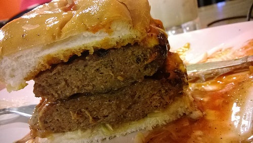 8 Burger Stall In The Klang Valley That Will Make You Drool - World Of Buzz 14