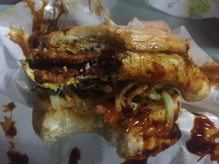 8 Burger stall in the Klang Valley that will make you drool - World Of Buzz 1