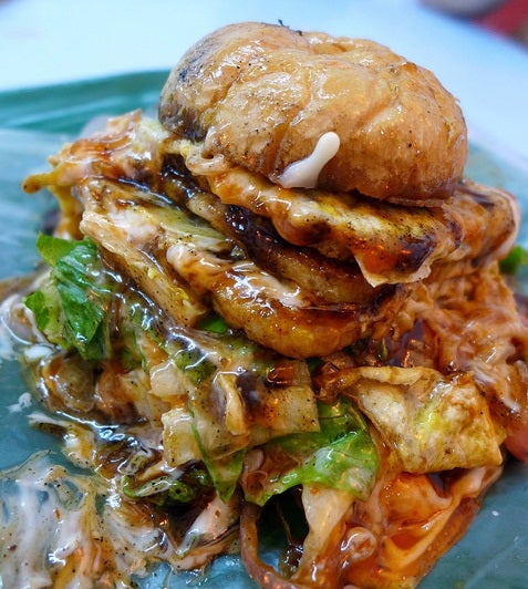 8 Burger stall in the Klang Valley that will make you drool - World Of Buzz 5