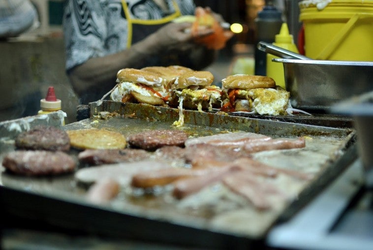 8 Burger Stall In The Klang Valley That Will Make You Drool - World Of Buzz 7