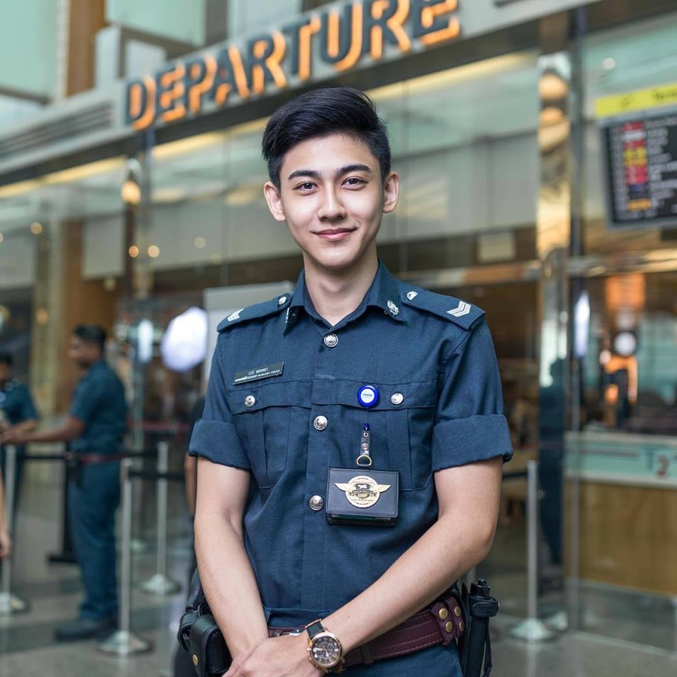 Handsome Singaporean Airport Officer Who Went Viral Is Finally Identified! - World Of Buzz 1