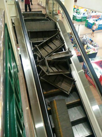 Horrifying Pictures Of Escalators In Pandan Kapital Mall Allegedly Exploded Goes Viral - World Of Buzz 1