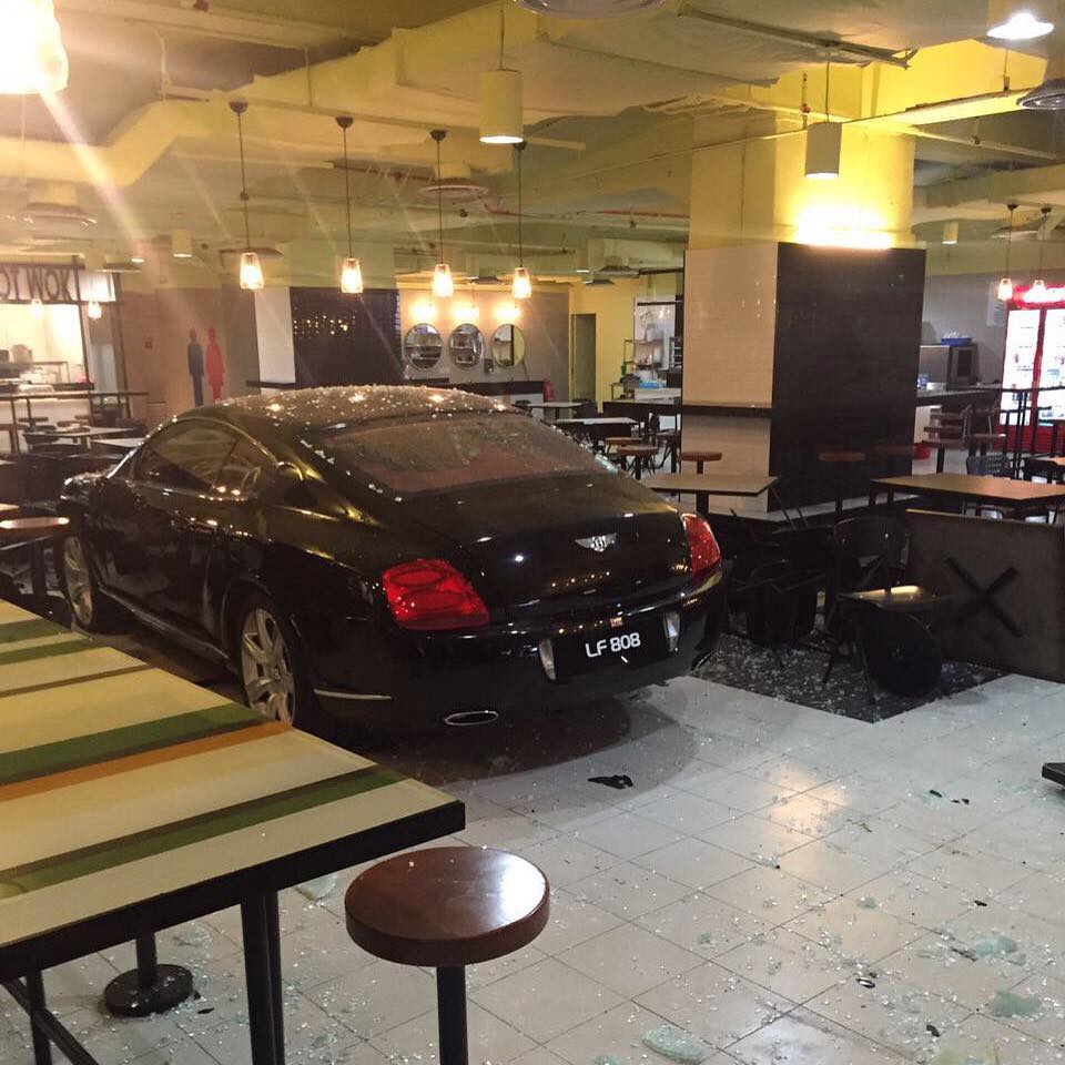 Man Accidentally Crashes His Bentley Into Food Court In Bukit Damansara - World Of Buzz 3