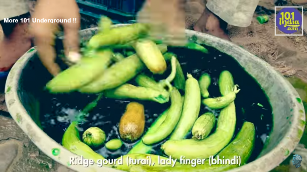 Outrageous Video Shows How Indian Farmers Dye And Inject Vegetables To Make Them Look 'Bigger And Fresher' - World Of Buzz 6