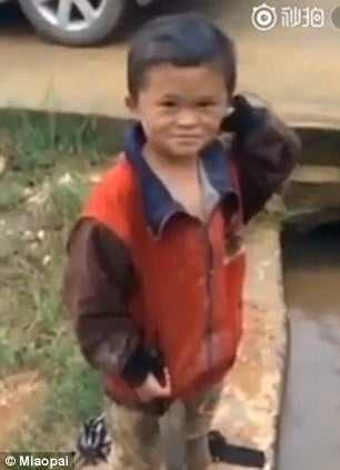 Chinese Billionaire Jack Ma Will Support His Viral 8-Year-Old Doppelganger. - World Of Buzz 3