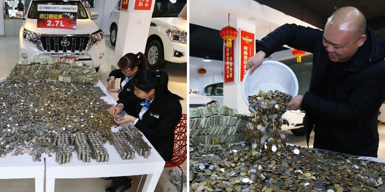Chinese Man bought a car with huge piles of changes! - World Of Buzz 6