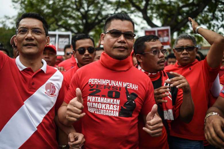 Jamal Yunos Will Reward Any Red Shirt Protestors Who Get Arrested - World Of Buzz 1