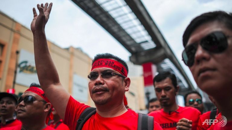 Jamal Yunos Will Reward Any Red Shirt Protestors Who Get Arrested - World Of Buzz