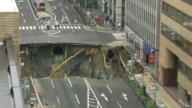 MASSIVE Japanese Sinkhole Completely Filled And Opened In 1 Week - World Of Buzz 1