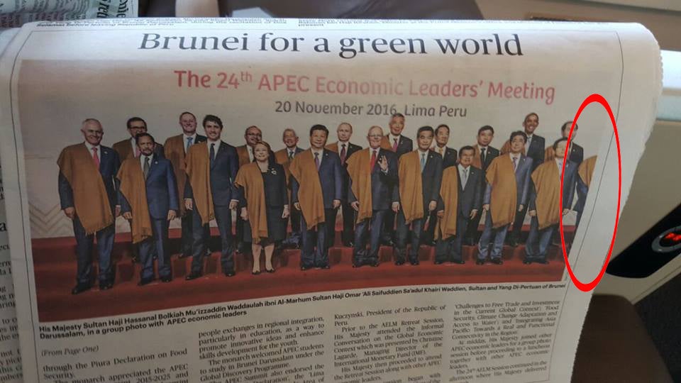 Najib Razak Cropped Out Of The Picture By Bruneian Paper - World Of Buzz 1