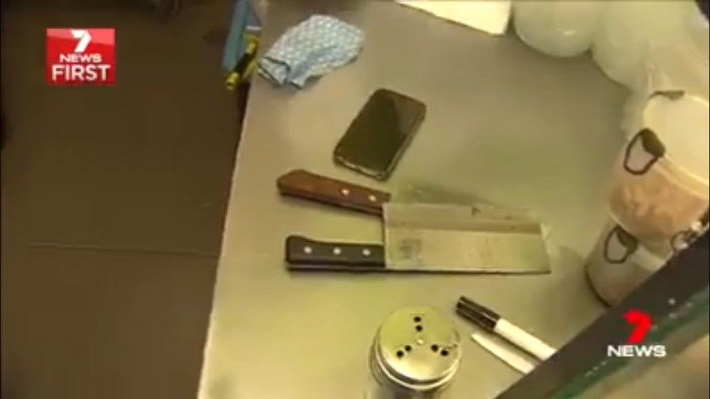 Teen Tries To Rob Restaurant With A Knife But The Chef Had Other Plans - World Of Buzz 2