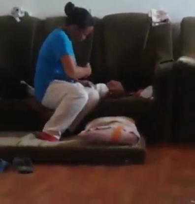 Video Shows A Woman Hitting A Young Baby's Face For One Minute Non-Stop! - World Of Buzz