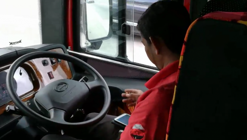 Malaysian Bus Driver Caught Driving Very Dangerously - World Of Buzz