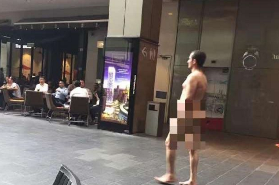 Man Spotted Walking In Pavilion Mall Fully Naked! - World Of Buzz 1