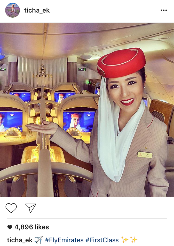 Netizens Exposed Famous Thai Air Hostness Photoshopping Herself To Gain Followers - World Of Buzz 6
