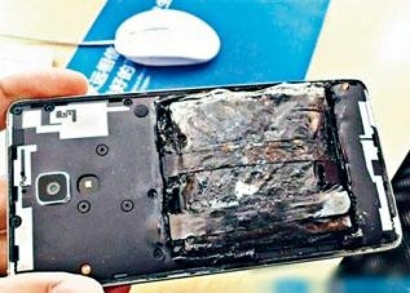 Xiaomi Smartphone Lying Idle On Table Suddenly Explodes - World Of Buzz 1