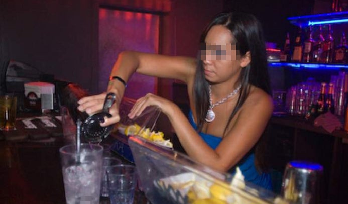 Young, Innocent Girl Tricked Into Working At Pub With No Wages - World Of Buzz 4