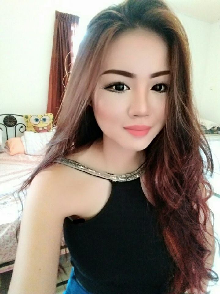 Someone Obscenely Edited This Hot Malaysian Teacher S Pictures That Went Viral World Of Buzz