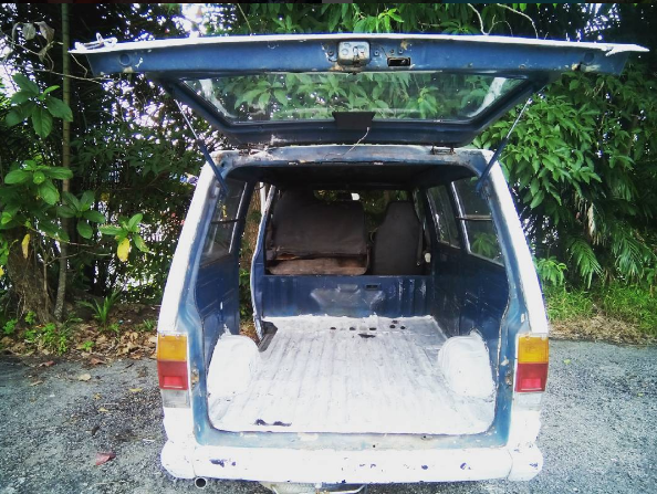 Malaysian Man Turns Rusty Van Into Campervan, Embarks On Road Trip With Family - World Of Buzz 1