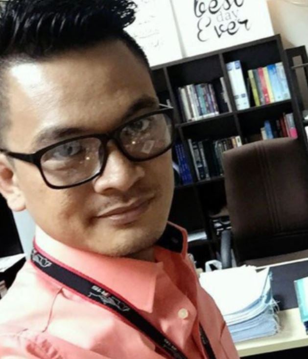 Malaysian University Lecturer Seeking Life Partner On Facebook Went Viral - World Of Buzz 2