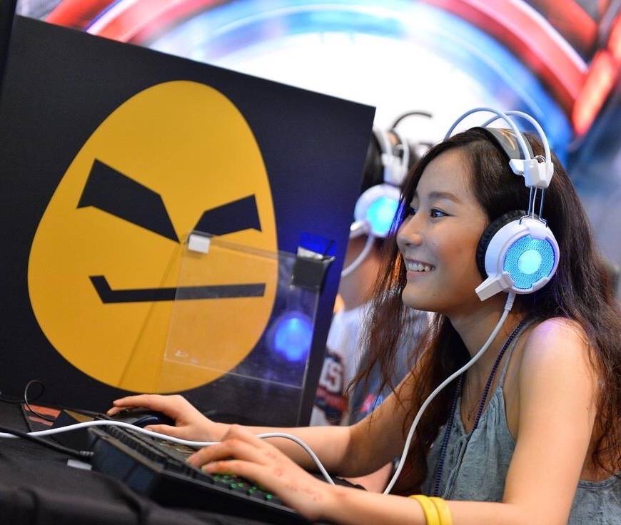 PindaPanda Is An Awesome Gamer Girl That Every Malaysian Should Know About - World Of Buzz 2