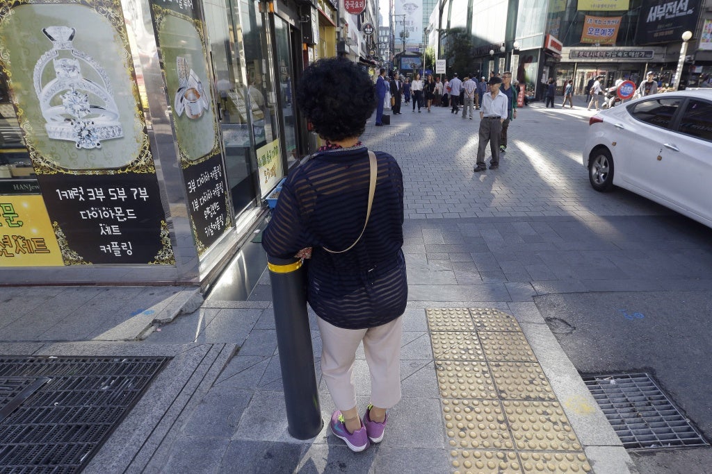 Poverty-Stricken Elderly Women In South Korea Are Becoming Granny Prostitutes - World Of Buzz