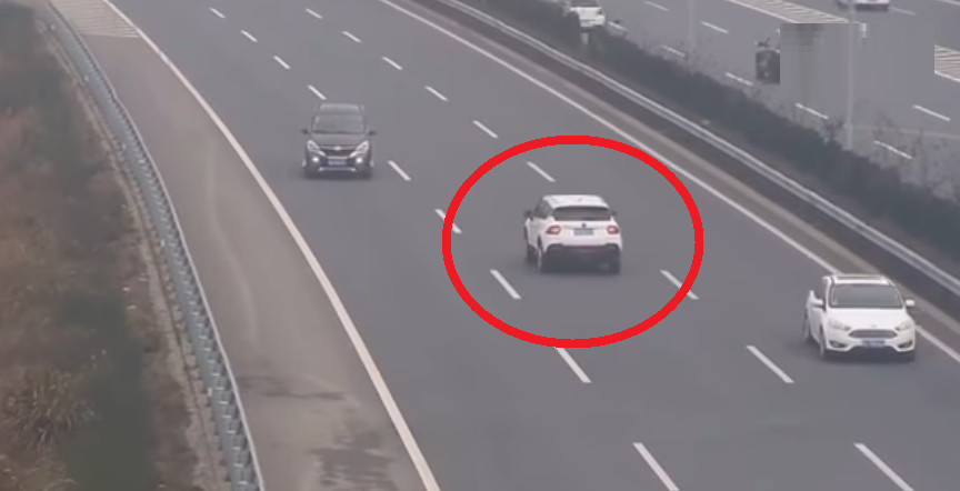 Chinese Drives On The Wrong Side But He Said He Didn'T Know It'S Illegal - World Of Buzz